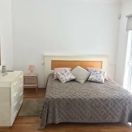 וילה Vila Li