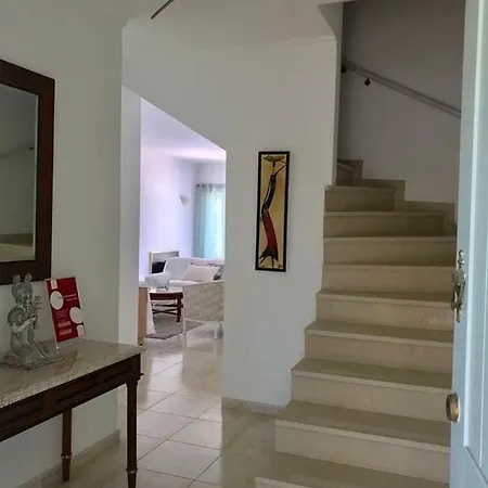 Vila Li וילה *